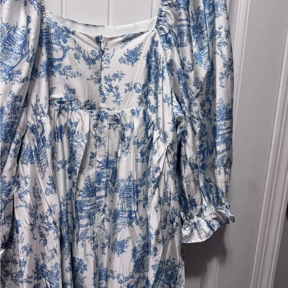 ARULA Blue and White Floral Mini Dress - Picture 7 of 8